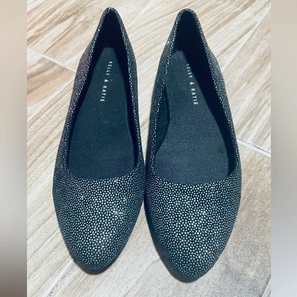 Kelly & Katie NEW Black Sparkle Pointed Toe Flats